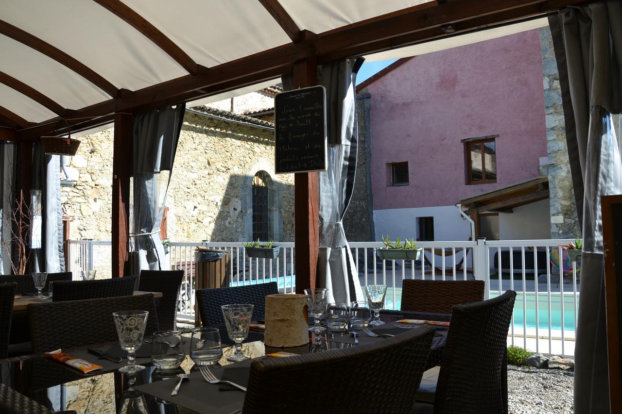 Camping La Mare Aux Fees Hotell Roquefeuil Eksteriør bilde