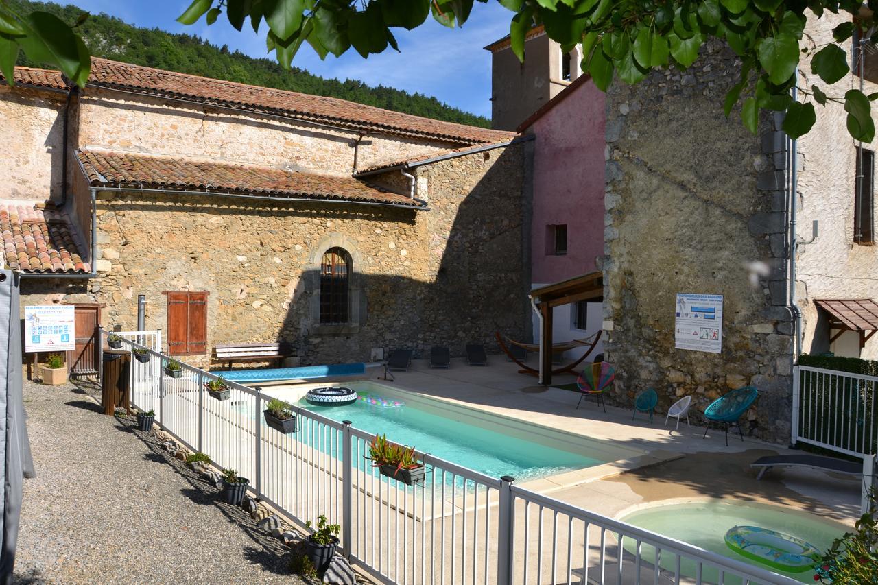 Camping La Mare Aux Fees Hotell Roquefeuil Eksteriør bilde