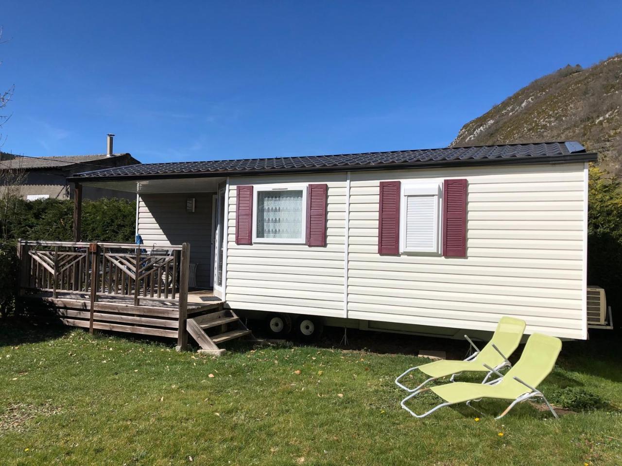 Camping La Mare Aux Fees Hotell Roquefeuil Eksteriør bilde